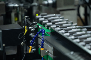 天津岛津液压有限公司生产设备