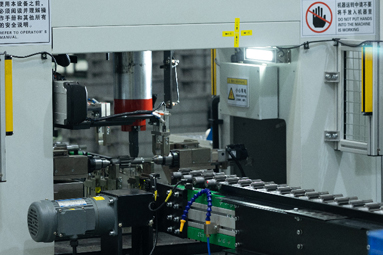 天津岛津液压有限公司生产设备