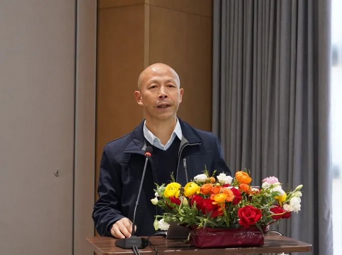 深圳湾实验室百瑞创新中心主任贺耘教授报告